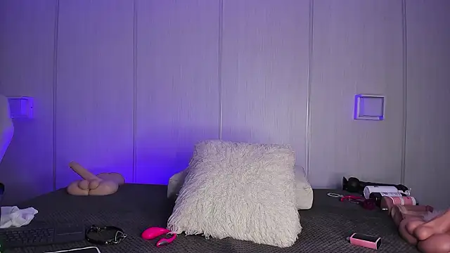 sasha riverss online show from March 13, 7:59 pm