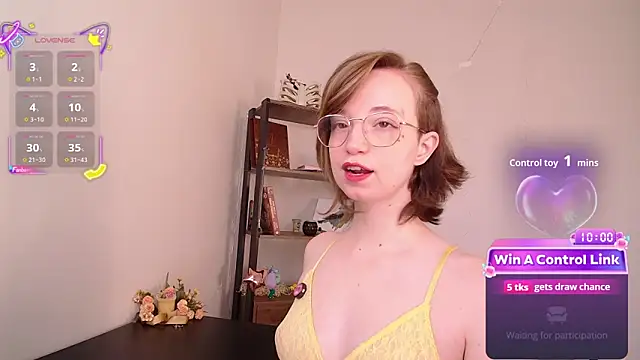 Elise Nyx online show from May 26, 11:42 am