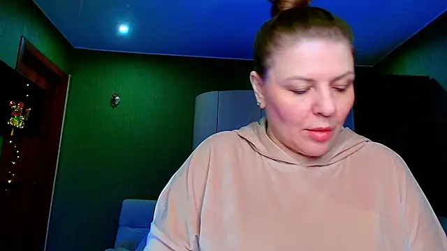 VeronikawGold online show from May 15, 3:54 am