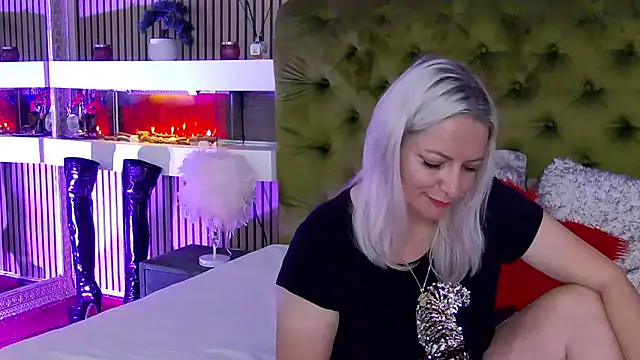 LadyTouch online show from May 20, 2:30 am