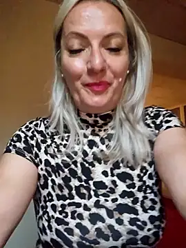 LadyTouch online show from May 21, 2:31 am
