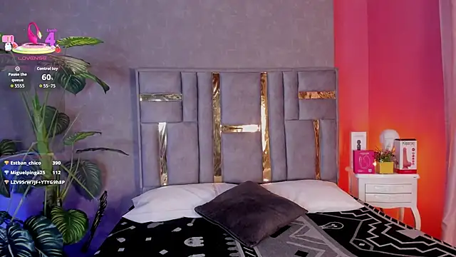 Tyla Ks online show from May 19, 1:56 am