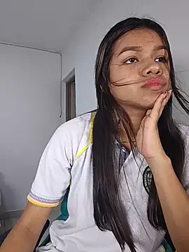 Snapshot of sophia_ramirez12 chatting on October 1, 4:17 am sophia ramirez12 online show from October 1, 4:17 am