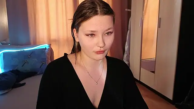 milliedoll online show from March 8, 3:21 am