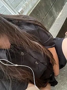 mai honey online show from October 8, 8:18 am