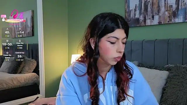 Cassie bloom online show from May 26, 7:02 pm