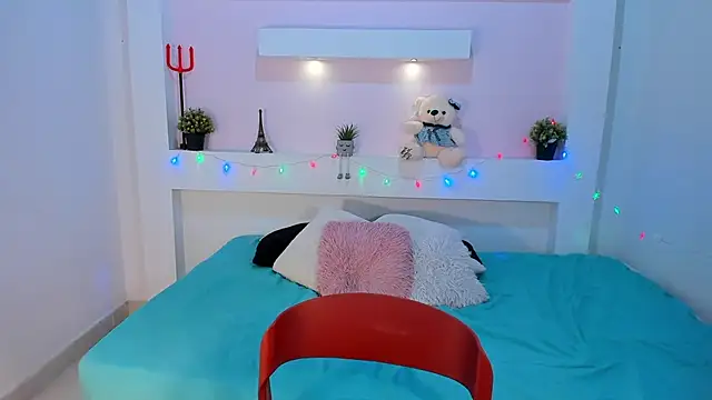 JasmineBella0 online show from November 16, 10:10 pm