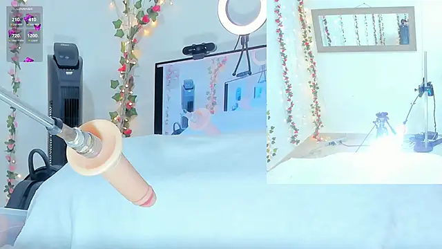 Genesis Love   online show from November 15, 9:10 am