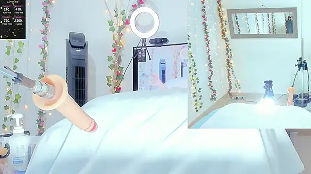 Genesis Love   online show from October 21, 9:24 am