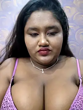 horny diana online show from May 7, 6:11 pm