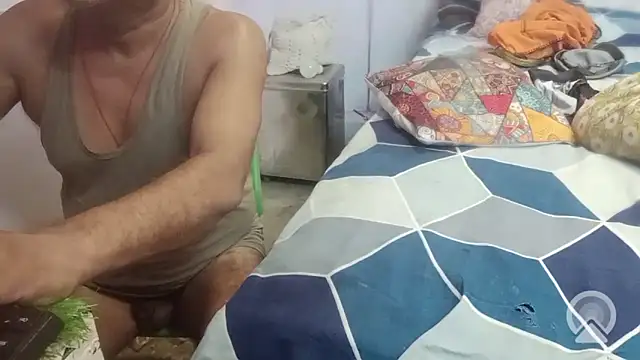 longsexji online show from March 23, 11:11 pm