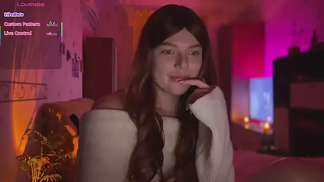 CherryRed Girl online show from October 21, 6:34 pm