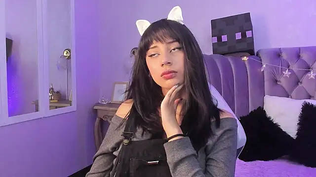 Seren Bleck online show from November 4, 3:00 am