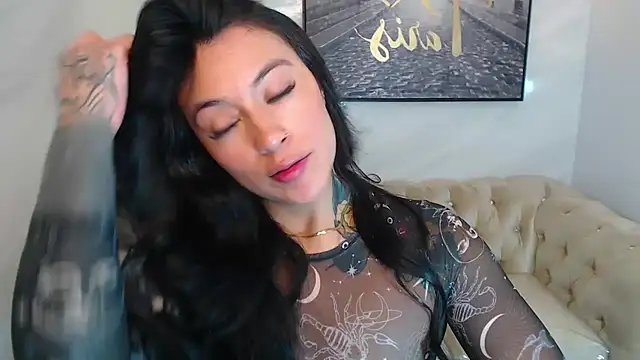 Isabella Collen v online show from May 19, 1:07 pm