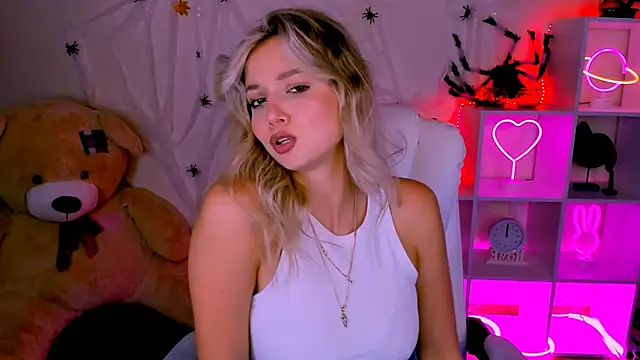 melissa richardson online show from October 16, 4:31 pm