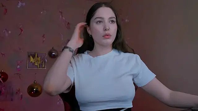 hazel sullivan online show from December 15, 12:10 pm