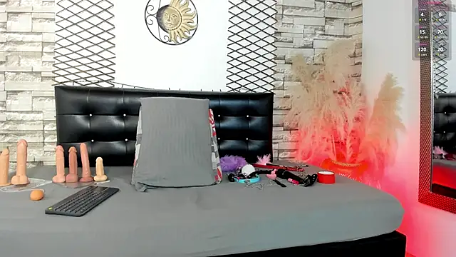Snapshot of Agata__Rose chatting on October 4, 11:20 pm Agata Rose online show from October 4, 11:20 pm