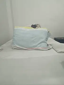 TattyHarrisquirtt online show from May 19, 1:40 pm