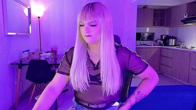 ScarletThompsonx online show from February 28, 2:22 am