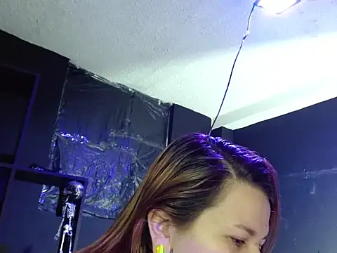 Pandora 9666 online show from December 5, 6:09 pm