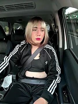 69lunafemboy69 online show from September 28, 10:59 pm