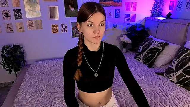 Amber Rogers online show from May 14, 5:35 am