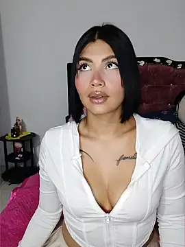 Kylie brazt online show from May 9, 2:46 am