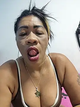 Tocameamor online show from July 2, 9:10 pm