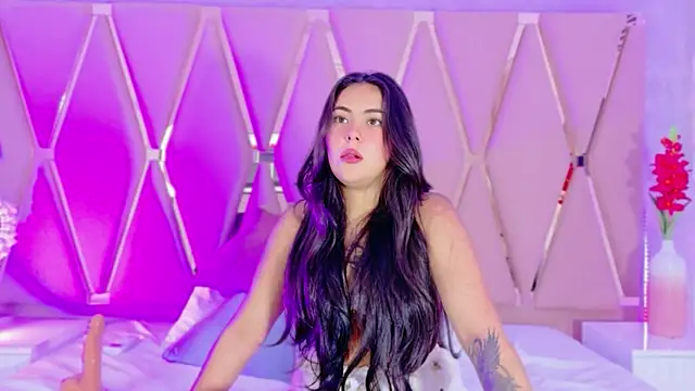Emily Black1 online show from May 24, 12:20 am