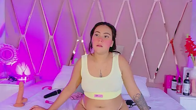 Emily Black1 online show from May 14, 2:39 am