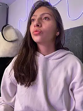 Dirty-Bunnyyy online show from May 22, 3:04 am
