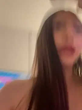 Dirty-Bunnyyy online show from May 8, 3:21 am