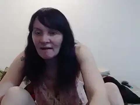 Hotmodel1984 online show from February 17, 4:50 pm