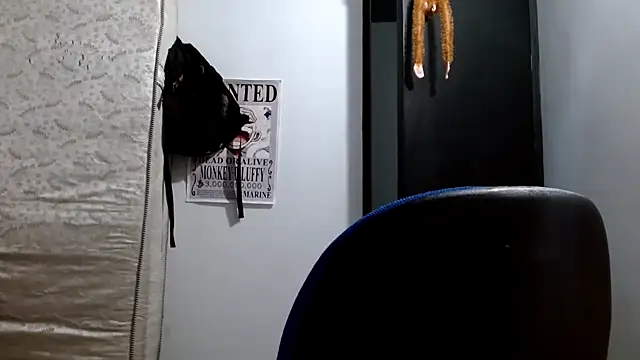 Escarcha-blue online show from October 18, 4:48 am