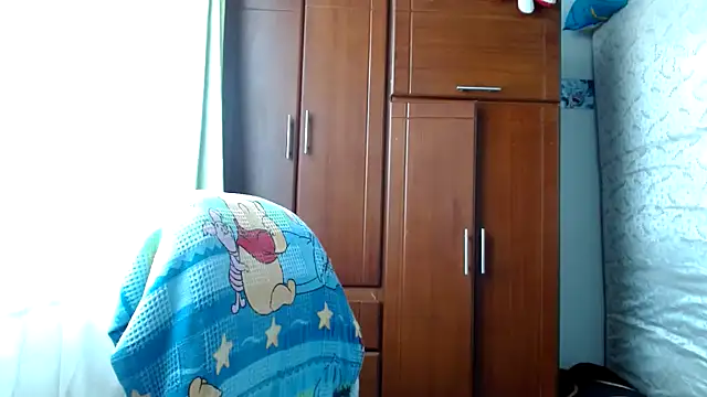 Escarcha-blue online show from May 22, 9:24 pm