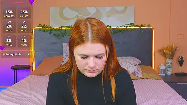 Eva Starlight online show from October 12, 4:37 am