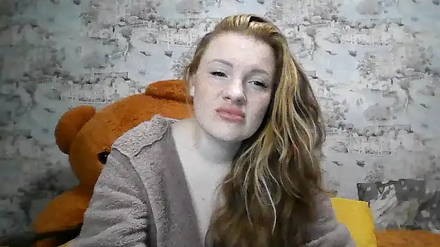 Eveline May online show from October 6, 6:12 pm