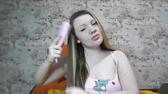 Eveline May online show from March 19, 1:37 pm