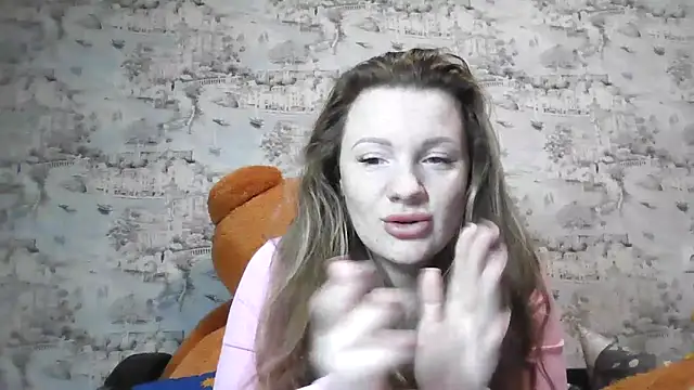 Eveline May online show from March 26, 4:20 pm