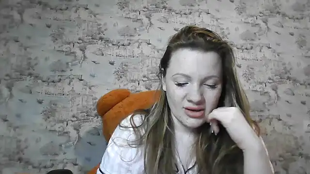 Eveline May online show from March 21, 8:03 pm