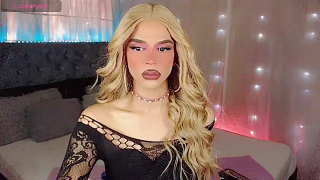 Dalila moan online show from May 10, 9:39 pm