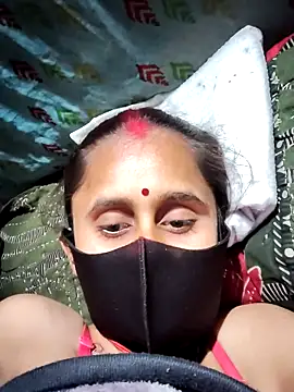 Divya Chandok online show from February 8, 4:00 pm