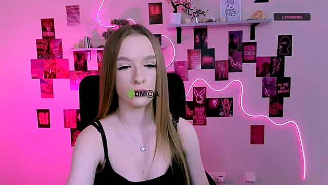 doll vey online show from May 8, 9:23 am
