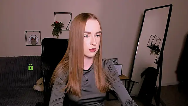 Snapshot of doll_vey chatting on October 2, 12:54 pm doll vey online show from October 2, 12:54 pm
