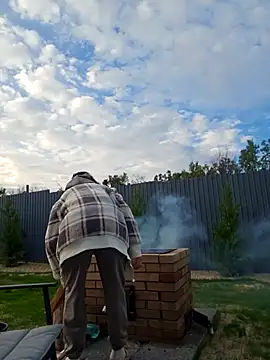 zoeylarkens online show from October 5, 2:33 pm