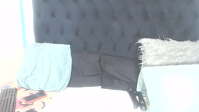 BootyClitQueen online show from May 26, 8:30 pm
