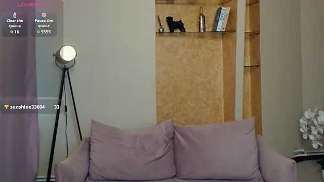 EdinaCordner online show from December 15, 10:09 am