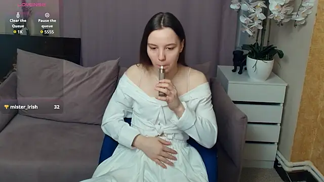 EdinaCordner online show from January 11, 11:37 am