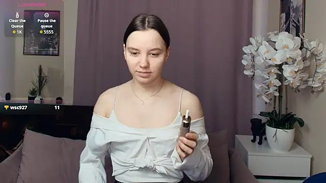 EdinaCordner online show from January 8, 10:19 am