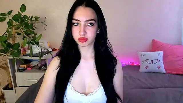 WildKittenX  online show from May 23, 5:06 am